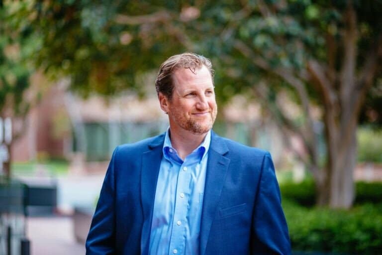Tim Dyer of Dyer Wealth Management, outdoor photo